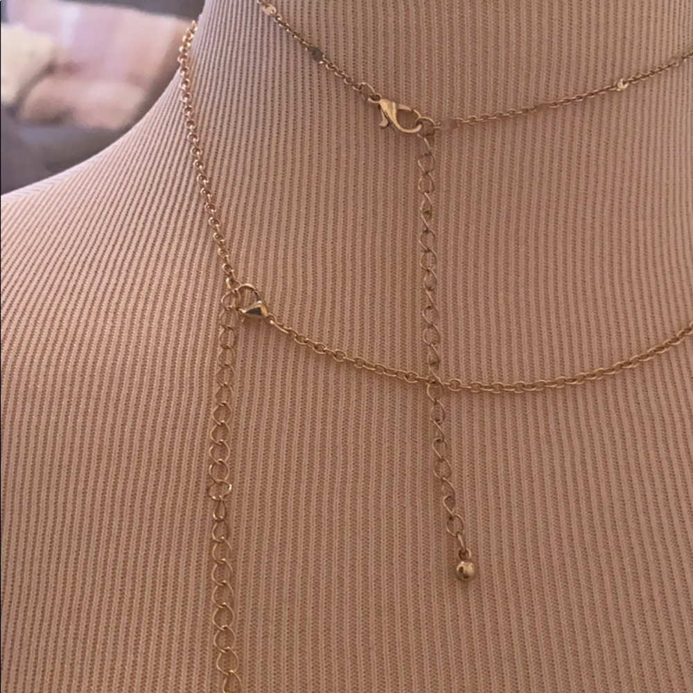 Stacked necklaces - Picture 4 of 4